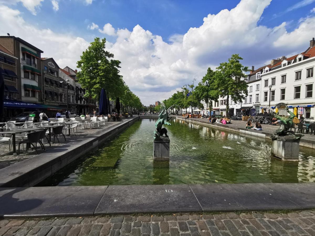 Exclusive Two-Level Apartment With Private Terrace On The Canal Brüsszel Kültér fotó