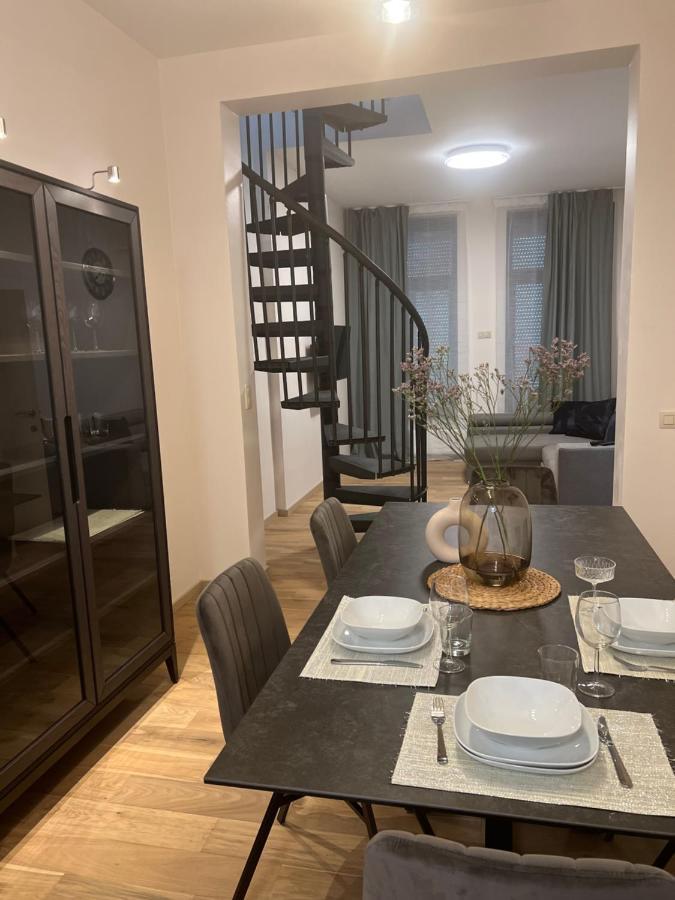 Exclusive Two-Level Apartment With Private Terrace On The Canal Brüsszel Kültér fotó