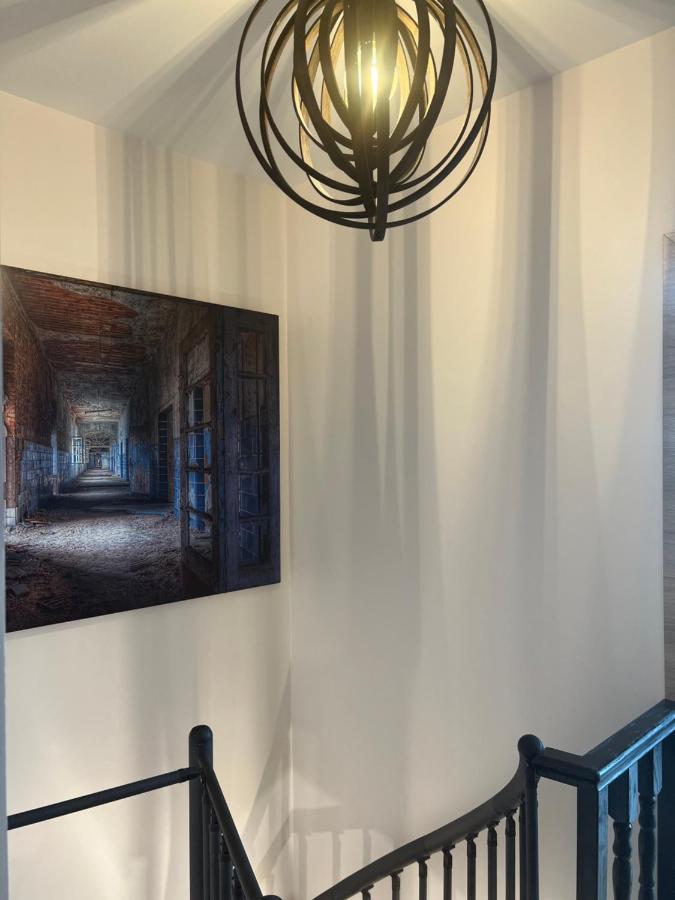 Exclusive Two-Level Apartment With Private Terrace On The Canal Brüsszel Kültér fotó